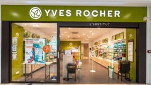 c'est fini pour yves rocher l'enseigne de beauté française ferme ses portes dans cette ville