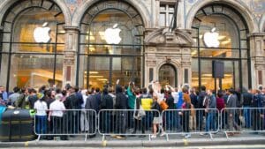si vous avez acheté un iphone ces 10 dernières années, apple va bientôt vous rembourser