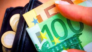 150 euros daide par mois pour faire vos courses ce coup de pouce exceptionnel pour de nombreux francais