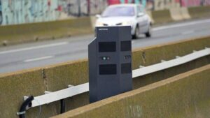 ce nouveau radar ultra performant arrive sur toutes les routes en france il flashe meme sans exces de vitesse