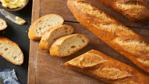 lastuce dun boulanger pour conserver votre pain frais plusieurs jour sans torchon ni plastique