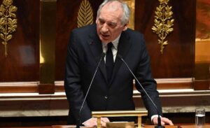 pour rembourser la dette de letat voici les francais a qui le gouvernement va demander un effort a partir de cet ete